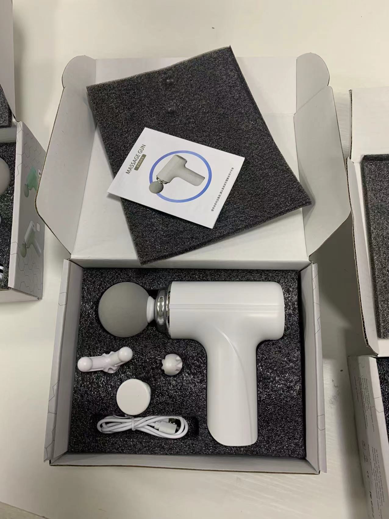 Máy massage thư giãn cơ bắp mạnh mẽ điện sốc